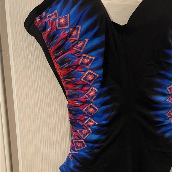 Miraclesuit Black, pink & blue One Piece Swimsuit - Picture 2 of 4